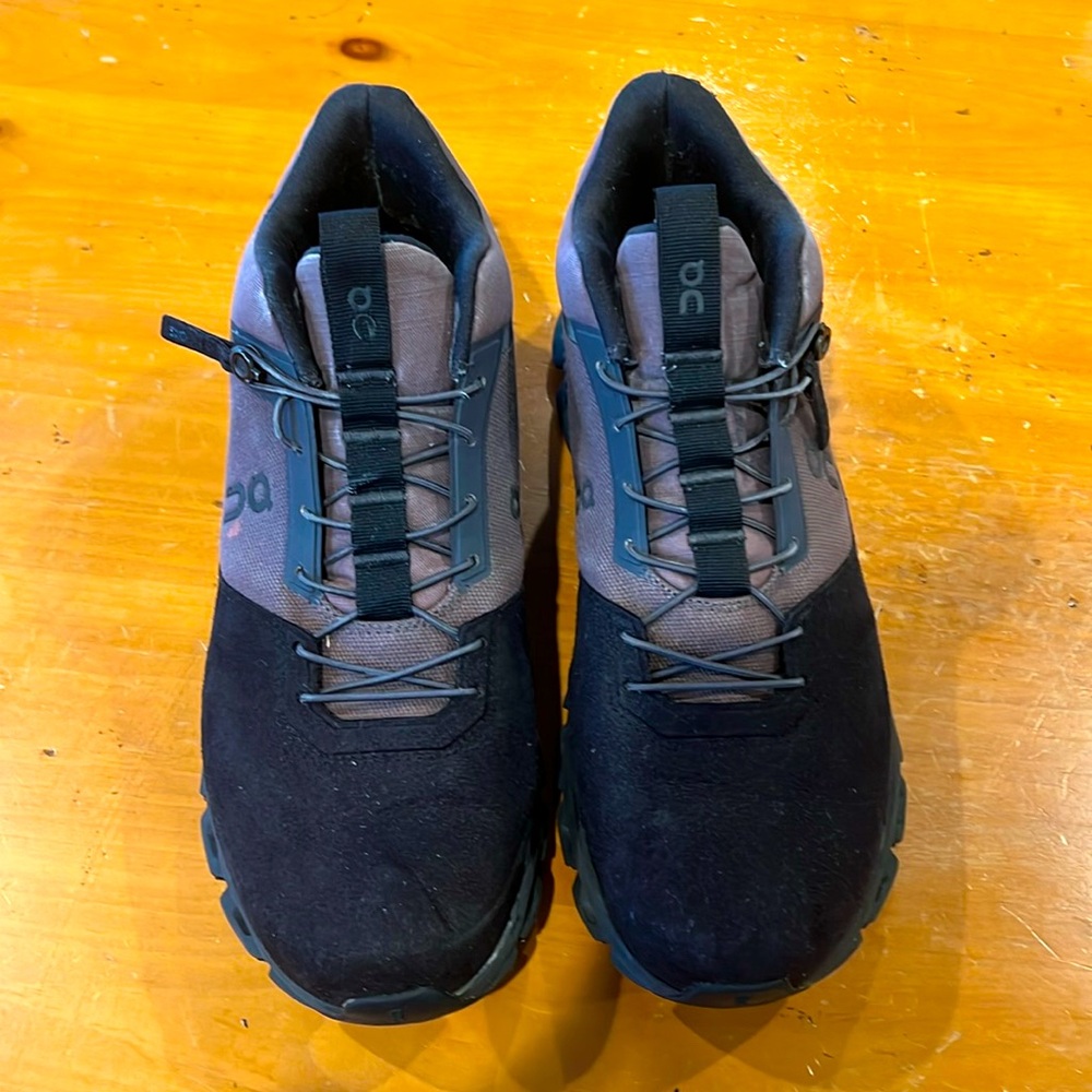 On cloud high top men’s 9.5
